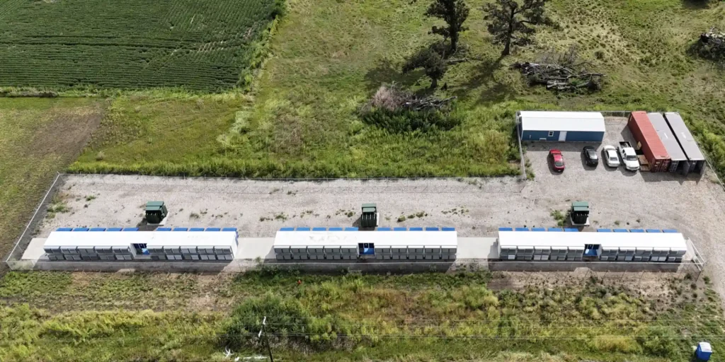 The Bitcoin Miner’s Hosting Guide: 7 Must-Haves for Maximum ROI